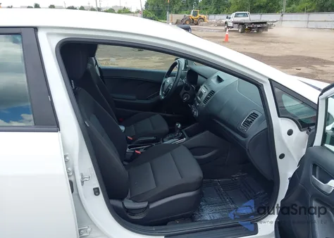 2017 Kia Forte Lx z USA, uszkodzony, nr VIN 3KPFK4A74HE065525